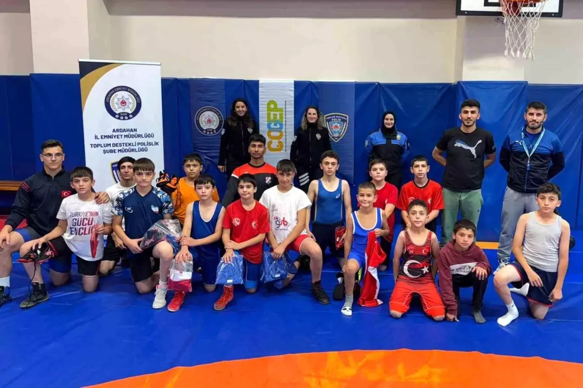 ardahanda gencler icin gures kursu acildi SxQjPn8g