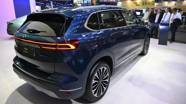 toggun siradaki modeli ne olacak b sinifi otomobil yolda iAcwv71H