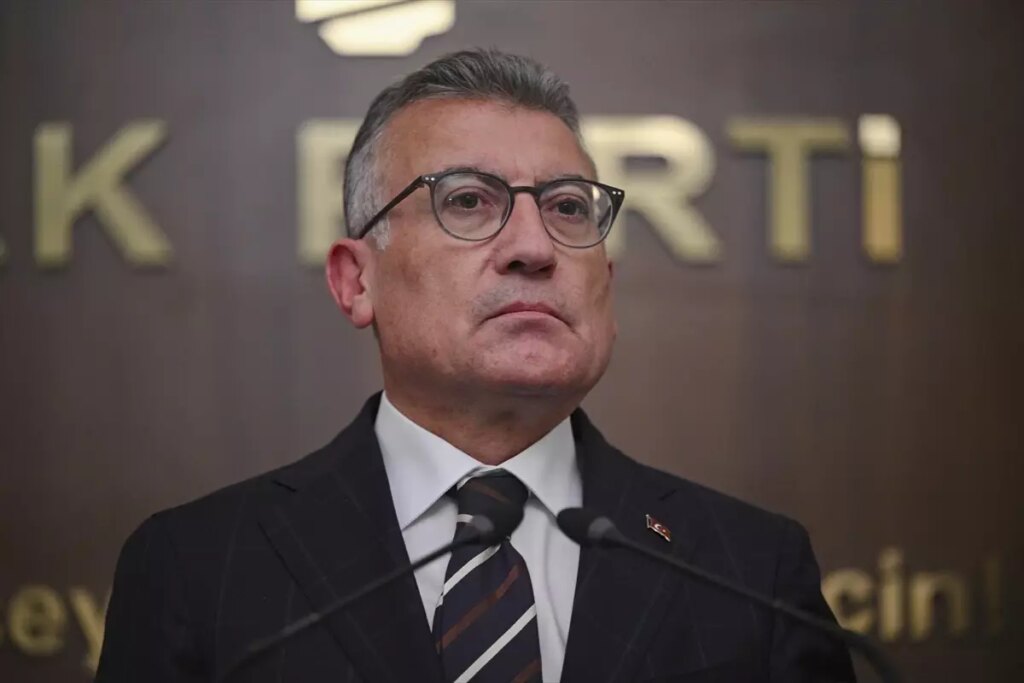 ak parti milli parklar turizm ve vakiflarla ilgili duzenlemeler iceren kanun tekliflerini tbmmye sundu KQwaLGes