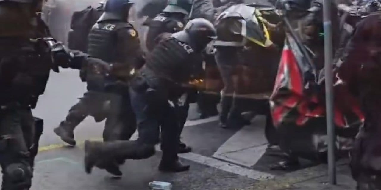 isvicrede filistine destek gosterilerine polis saldirdi qR68U9hw.jpg