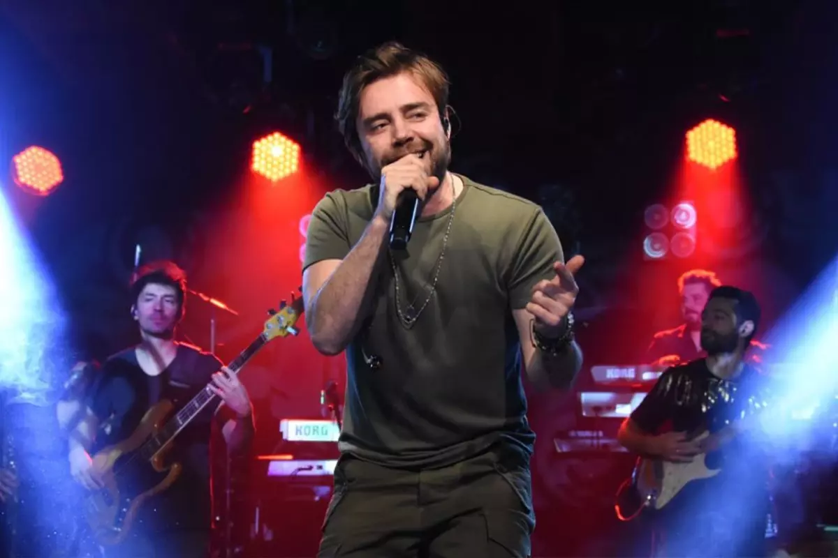 murat dalkilic yeni sarkisini her yerden kaldirdi 6HOvi4Ct