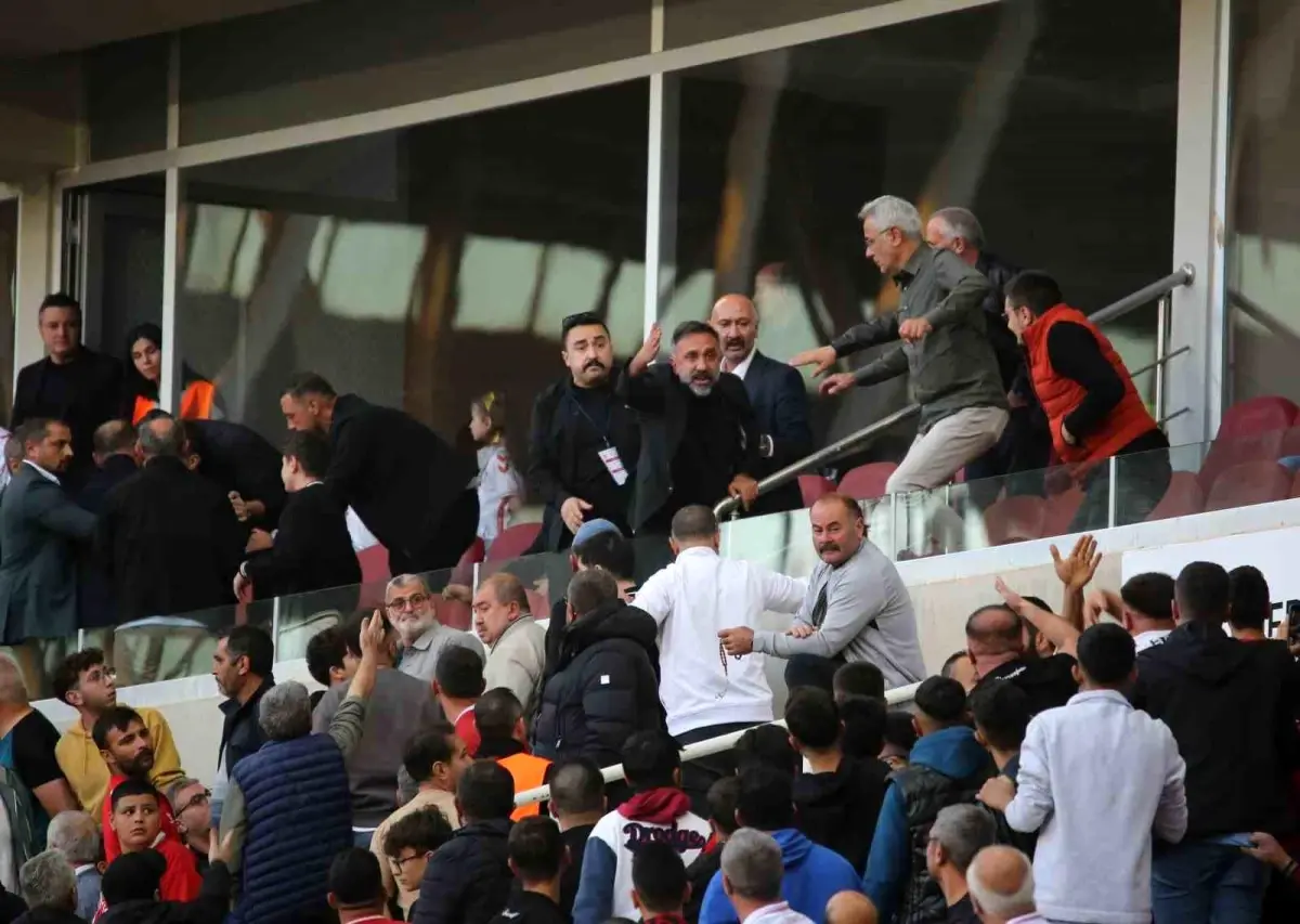 sivassporda baskan taraftarla tartisti nfx2NVTL