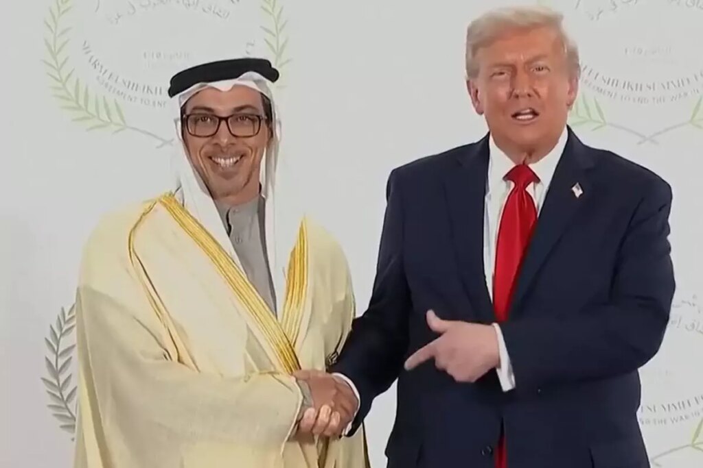 tarihi zirvede trumptan veliaht prense bomba sozler higaMYF9.jpg