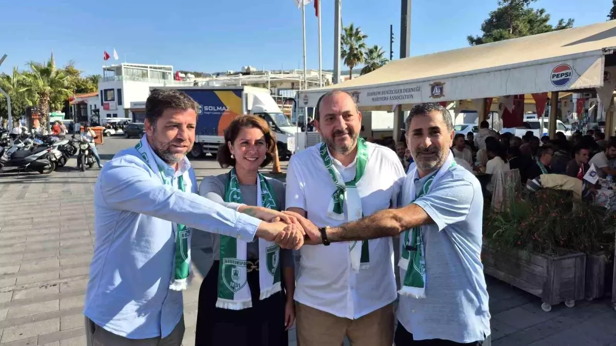 bodrum fk ve denizciler derneginden anlamli is birligi n5RT2mMs.jpg