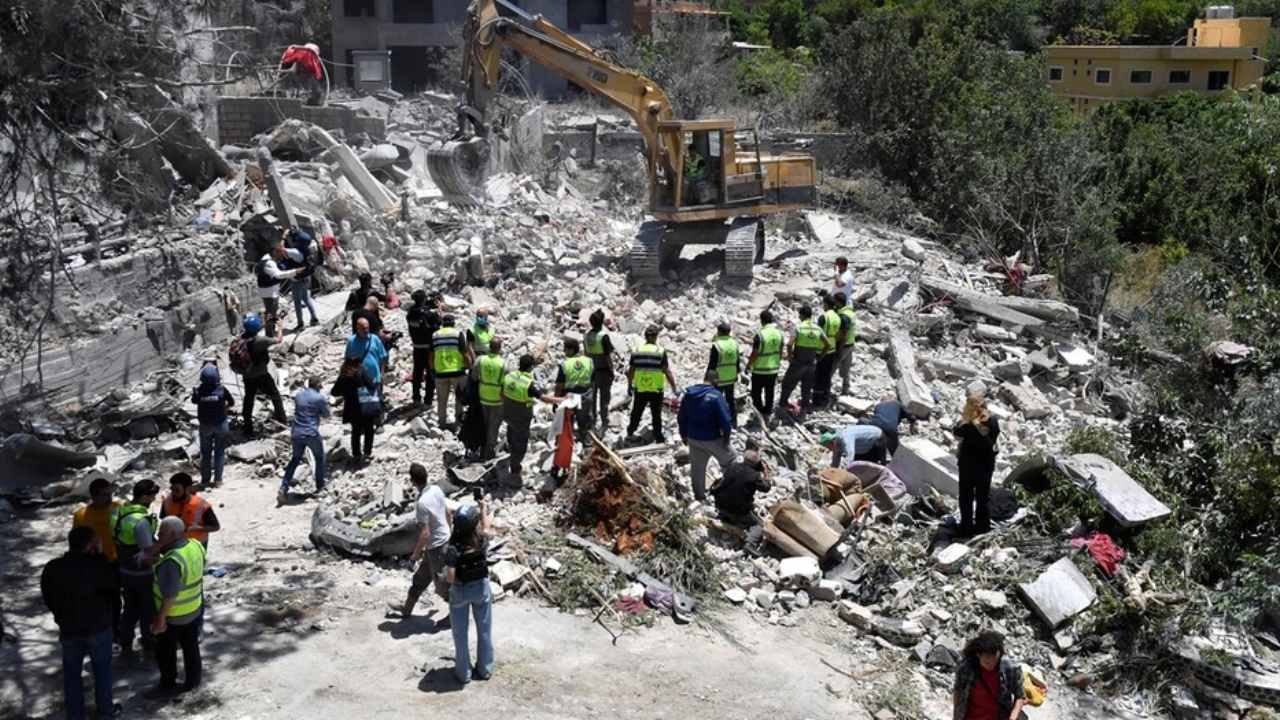 ateskesin-sadece-adi-var-israilin-lubnan-saldirilarinda-can-kaybi-3-bin-73e-cikti-IvxjmBP2