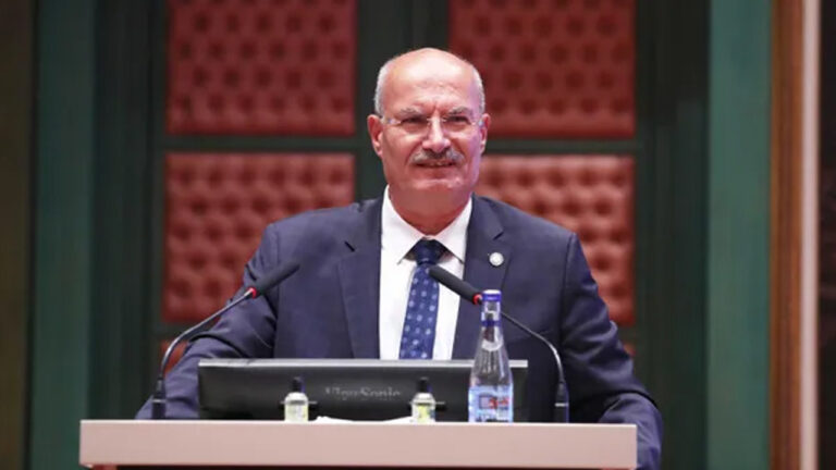 ato-baskani-barandan-istihdam-seferberligi-gencler-sadece-tuketmeyecek-teknolojiyi-uretecek-BfAa7iKX