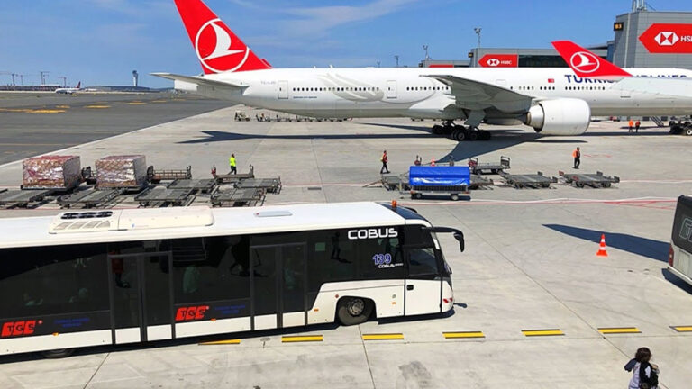 thynin-otonom-otobuslerinin-testleri-istanbul-havalimaninda-yapildi-pcZOvhGW