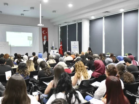 Ankarada ogretmen adaylarina ucretsiz sinav kampi DVaNiOkB